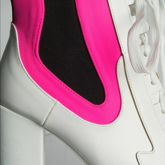 Bubble Gum Gamer Girl Boot - Picture 3 of 5